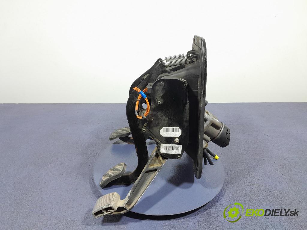 Renault Midlum 2011 pedály 7421344619