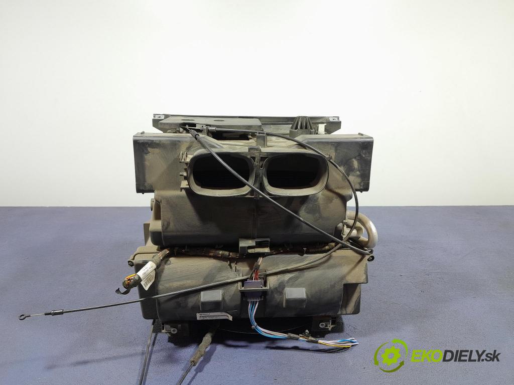 Renault Midlum 2011 radiátor 7421175390