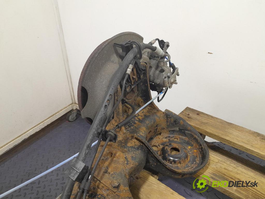 Citroen Berlingo 2016 výztuha Pozastavenia: Zad: