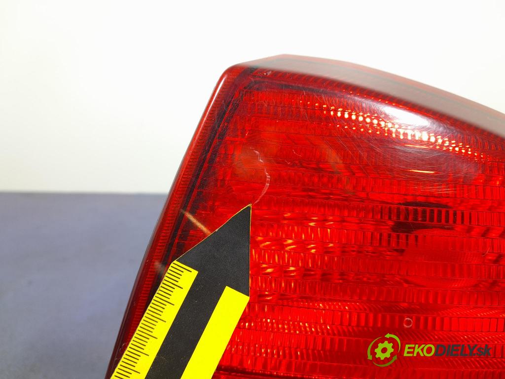 Skoda Octavia 2010 světlo Zad: Práva: Mimo: 1Z5945096B