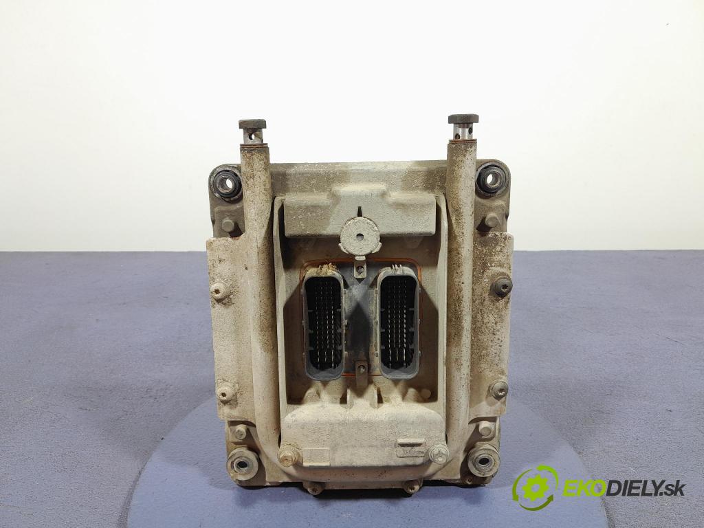 Renault Midlum 2011 řídící jednotka Motor: 60100008P04