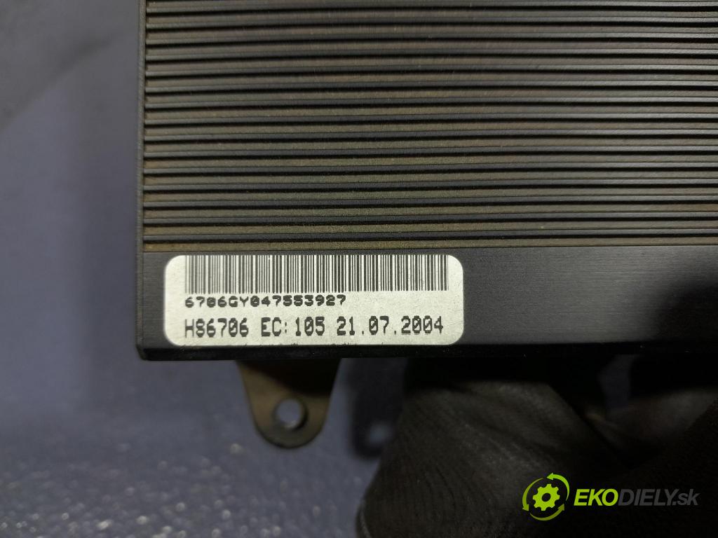 Land rover Freelander 2004 Zesilovač: H70858