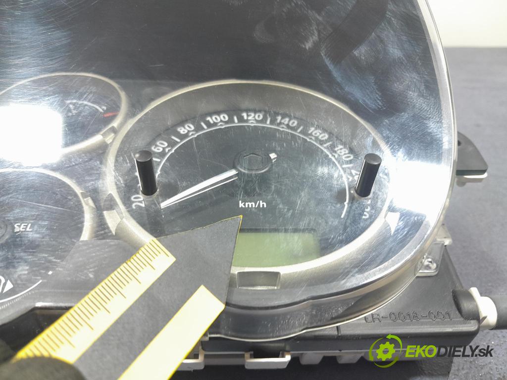 Land rover Freelander 2004 Přístrojová deska LR0018-006