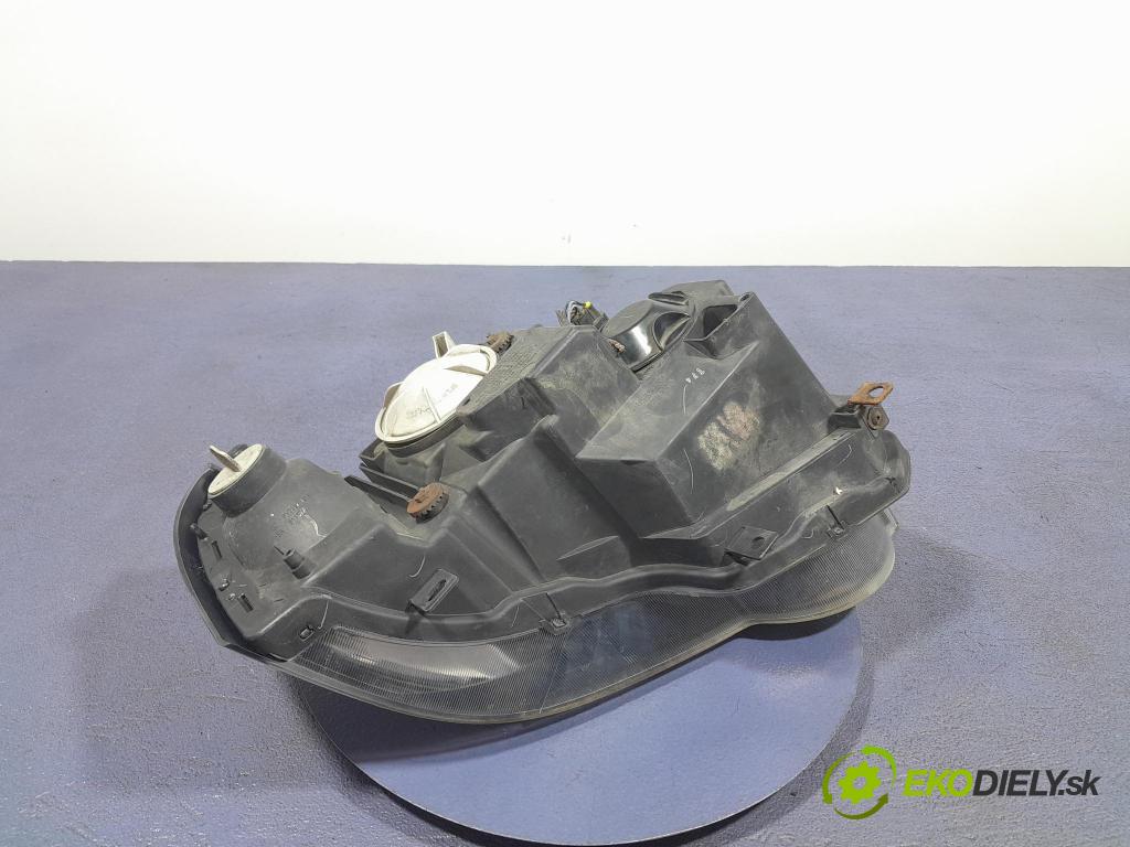 Land rover Freelander 2004 světlo Levý: 100-16446