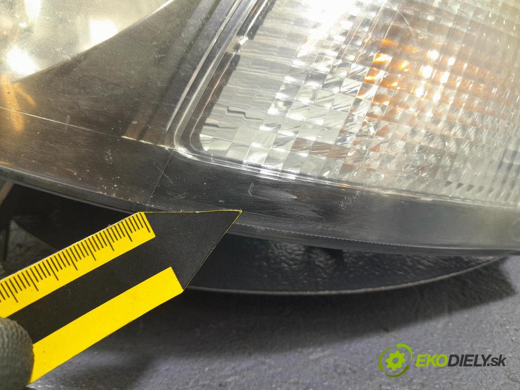 Land rover Freelander 2004 světlo Levý: 100-16446