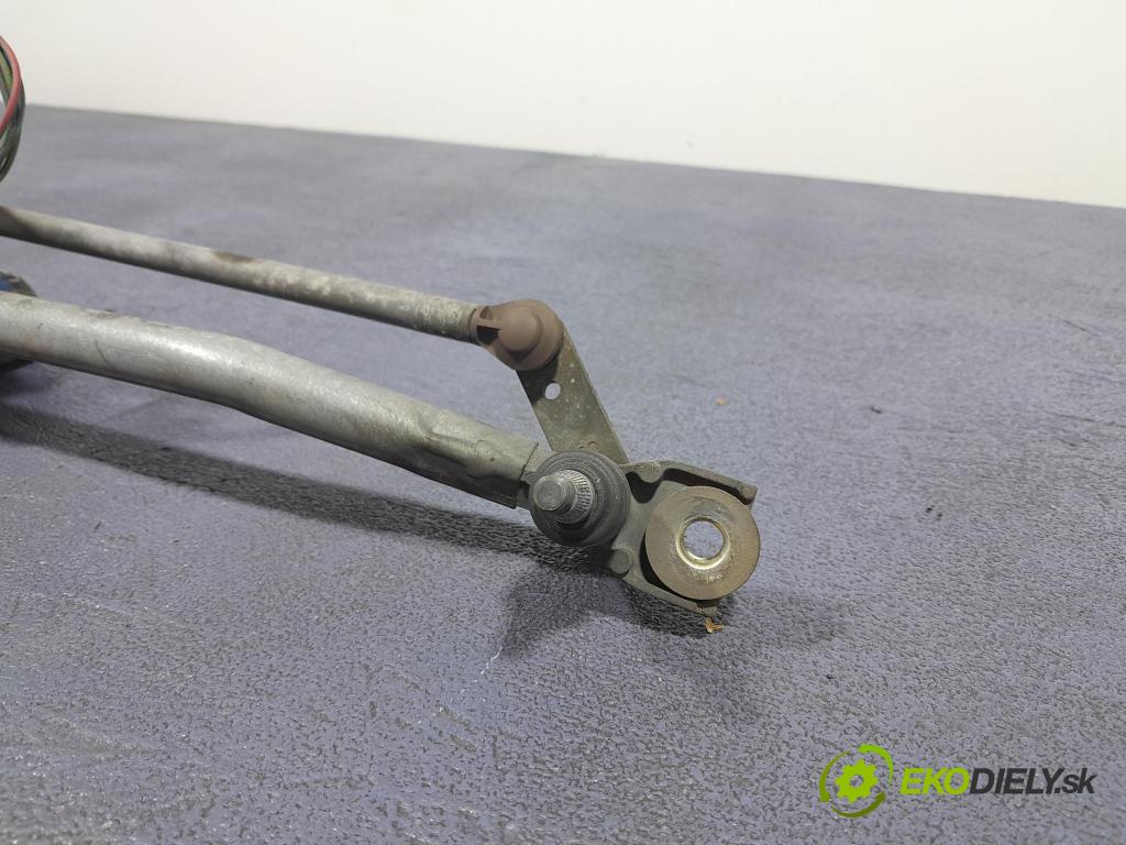 Land rover Freelander 2004 mechanismus motorek Stěrače: před