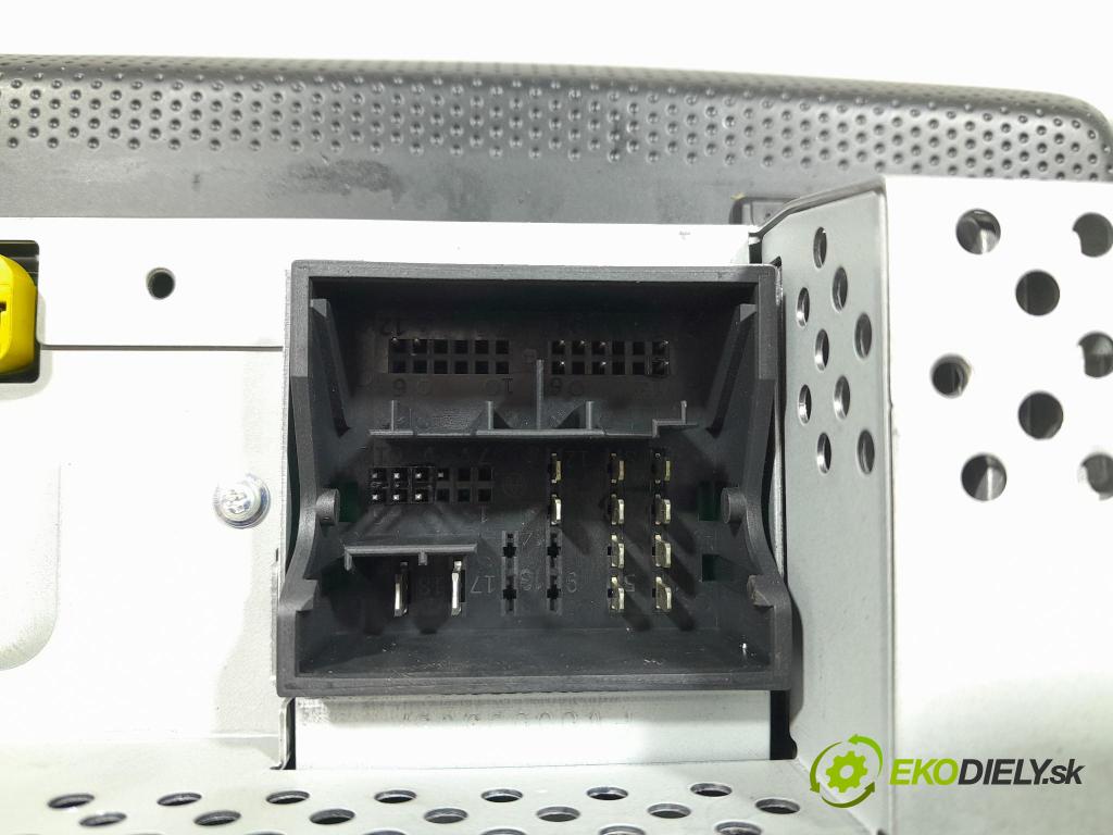 Skoda Octavia 2021 displej Radio / GPS 5E3035869A