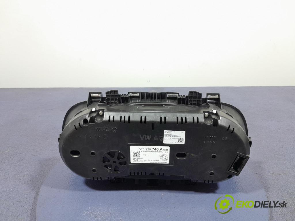 Skoda Octavia 2021 Přístrojová deska 5E3920740A