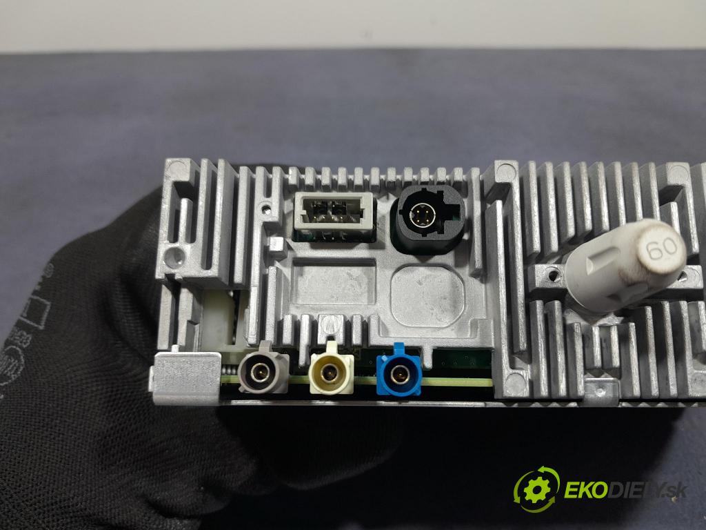 Peugeot 508 2016 Radio I Navigace: 9818613880