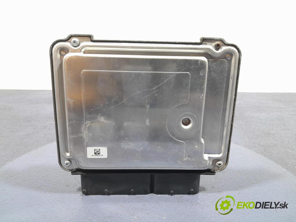 Vw Golf 2012 riadiaca jednotka Motor: 03L906018AN