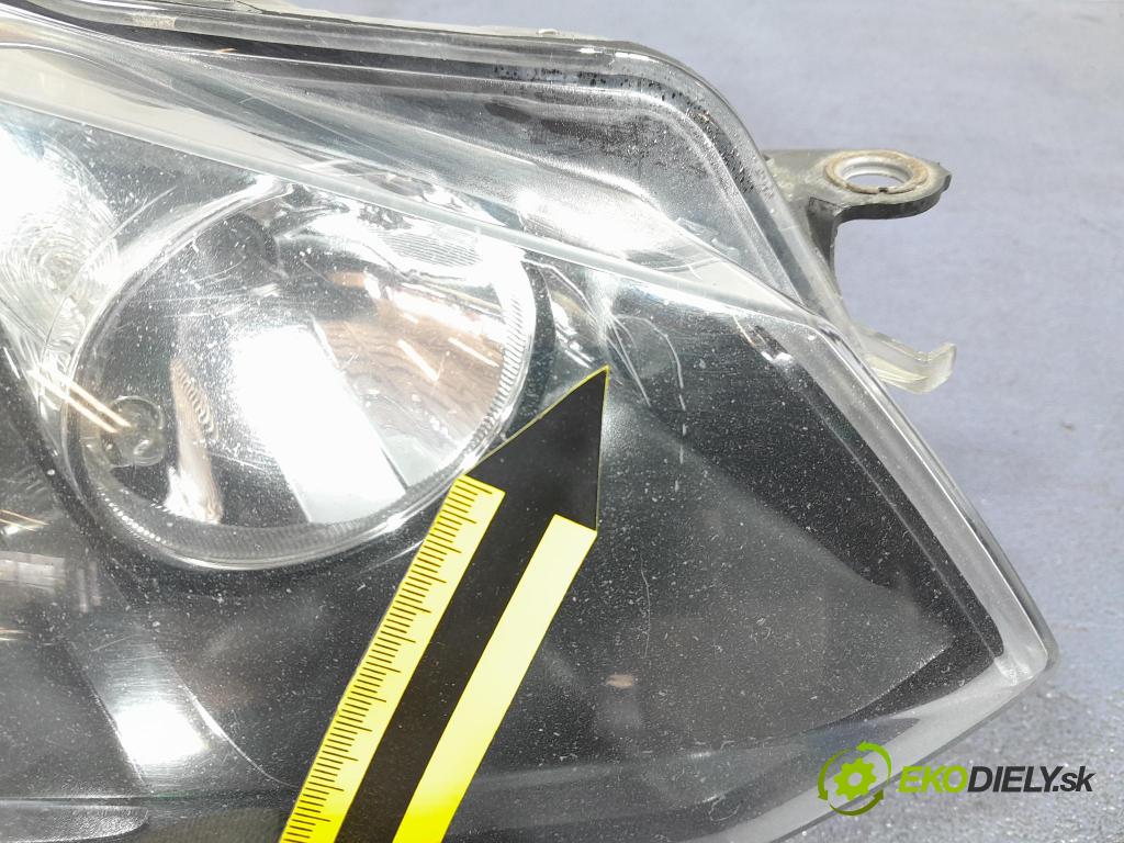Vw Golf 2012 Reflektor: v pravo: