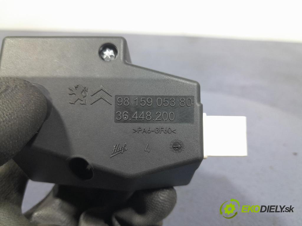 Peugeot 508 2016 riadiaca jednotka 9815905380