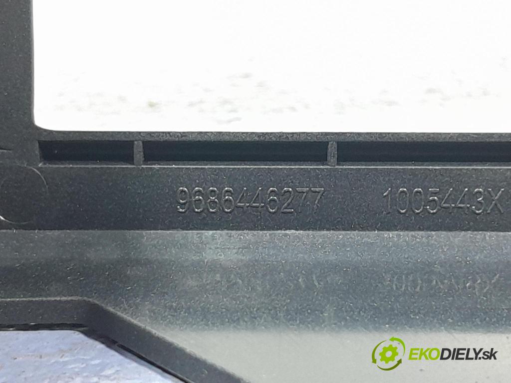 Peugeot 508 2016 Mřížky Proud vzduchu Vzduch: 9686446277