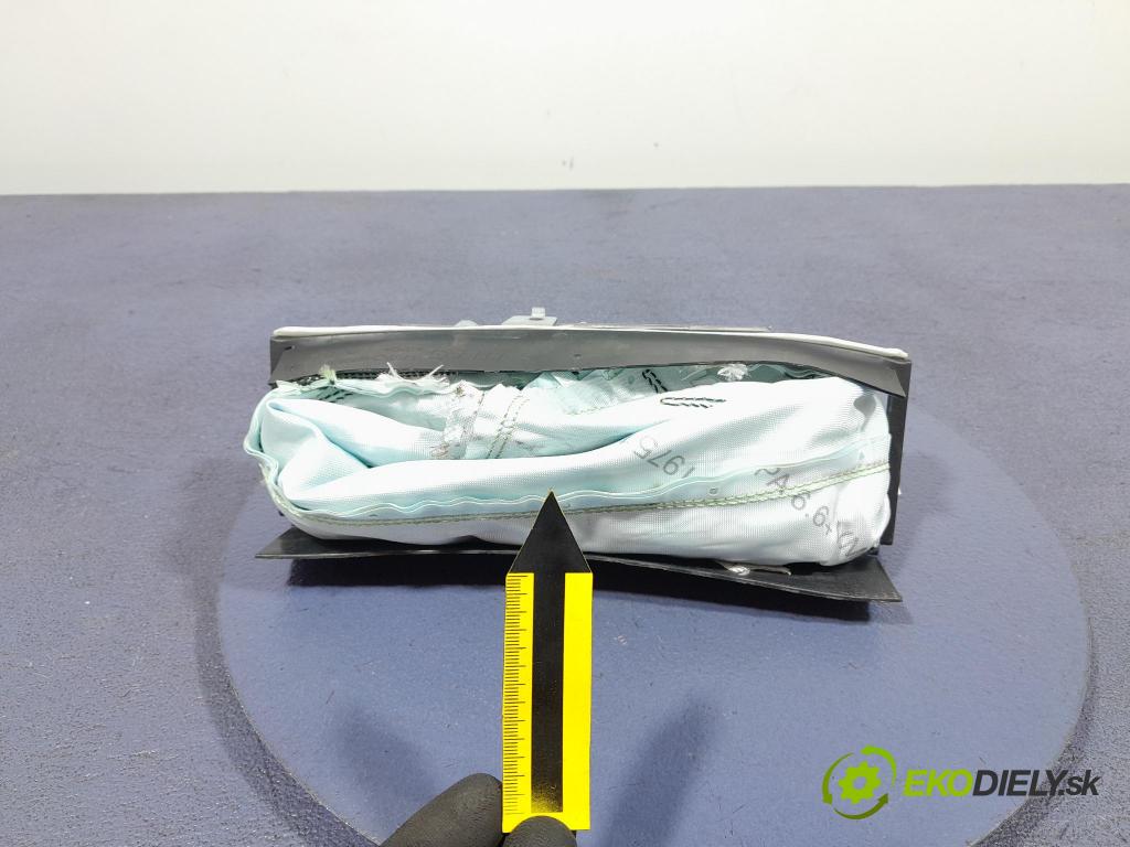 Skoda Octavia 2021 Airbag: Koleno x 5E4880841D