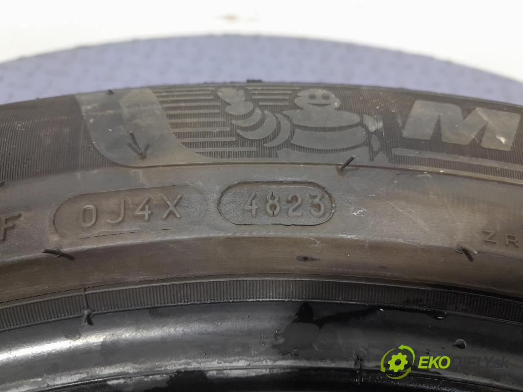 Skoda Octavia 2021 pneumatiky: Leto: 3528703725145