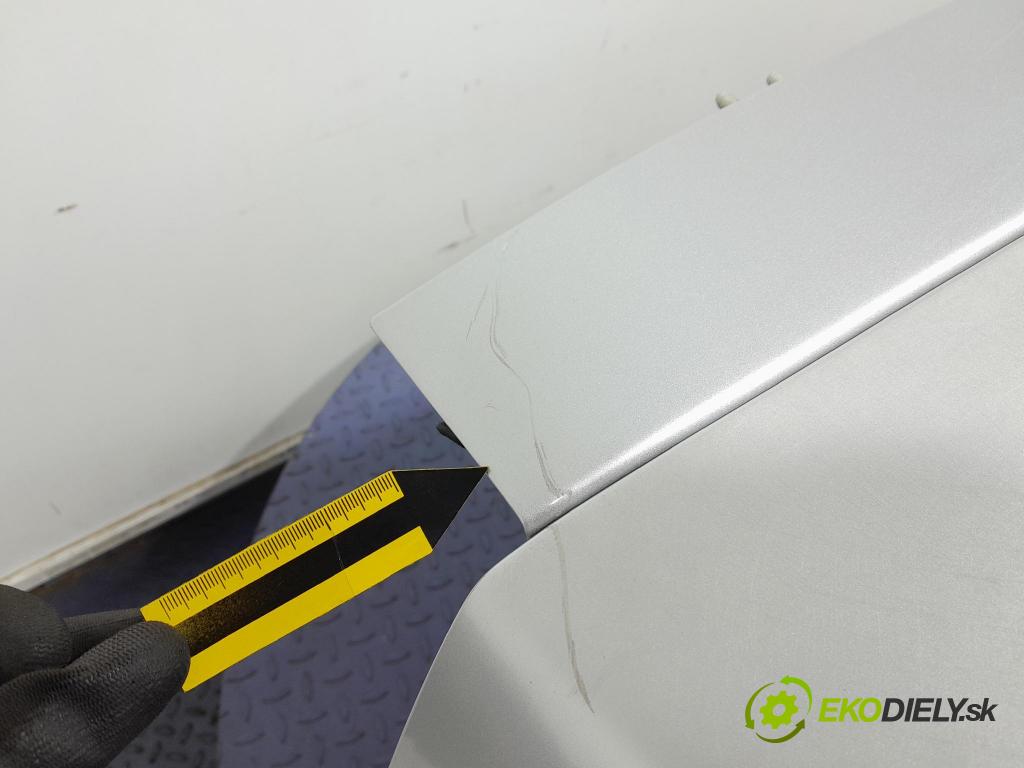 Chevrolet Spark 2010 zadní dveře kufra: kufr