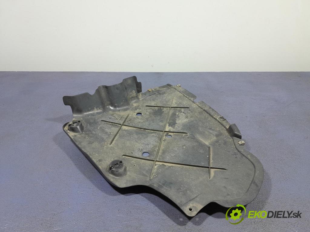 Skoda Octavia 2021 kryt Plast: podvozek: 5E3825506