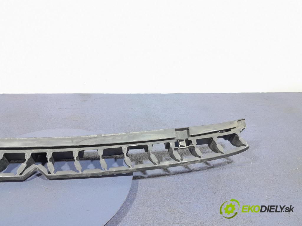 Skoda Octavia 2021 Upevnění: narazník 5E6807863