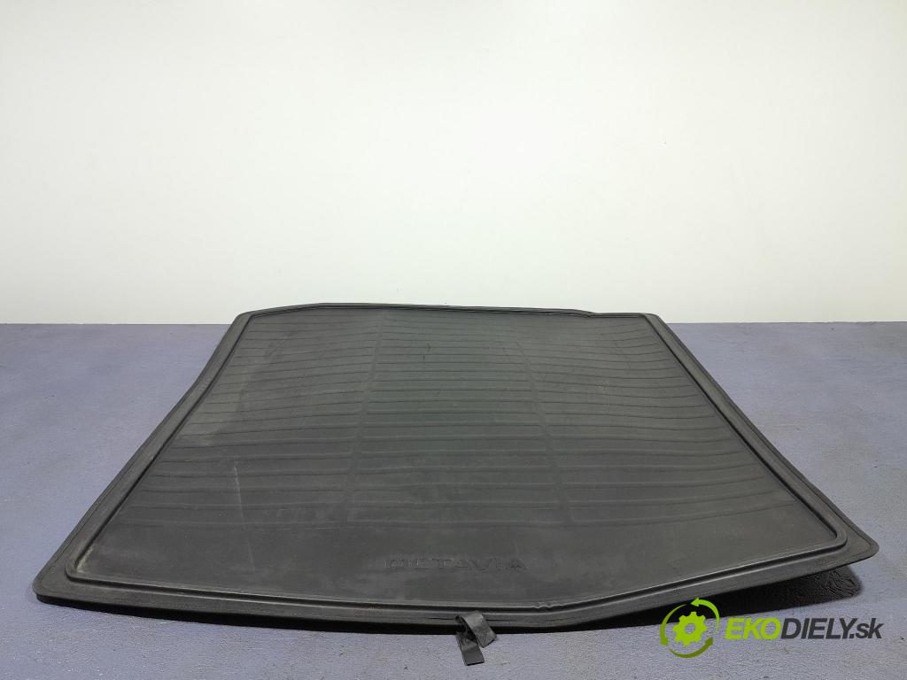 Skoda Octavia 2021 koberec do auta 5E6862559