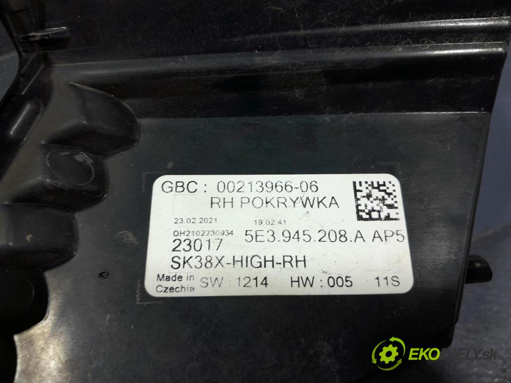 Skoda Octavia 2021 světlo Zad: Práva: Mimo: 5E3945208A