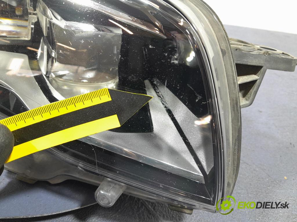 Peugeot 508 2016 světlo v pravo: 9807241680