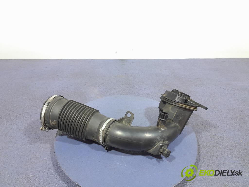 Peugeot 508 2016 trubka Vzduch: 9675766280