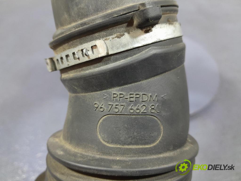 Peugeot 508 2016 trubka Vzduch: 9675766280