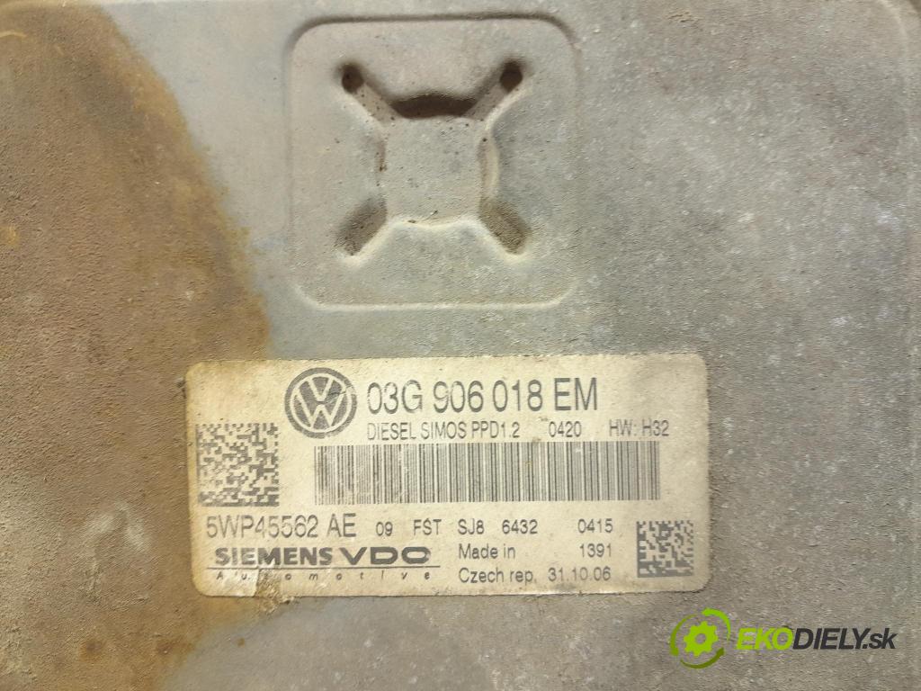 Vw Passat 2007 řídící jednotka Motor: 03G906018EM