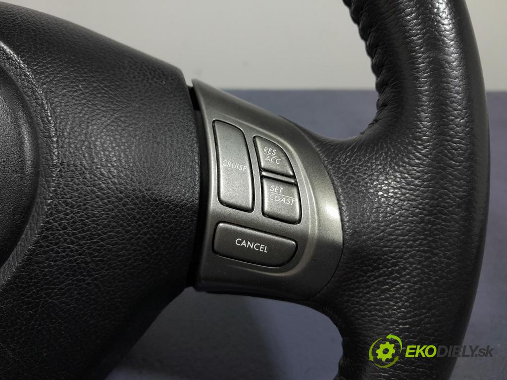 Subaru Impreza 2010 volant