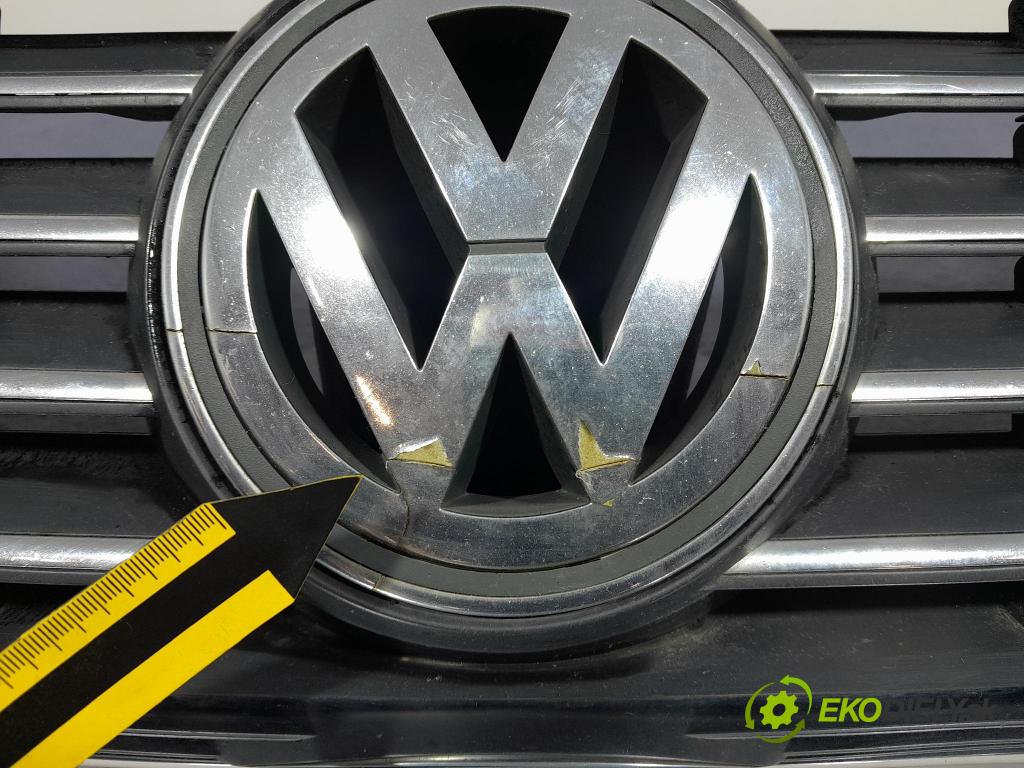 Vw Passat 2007 mřížka / Gril: 3C0853651D