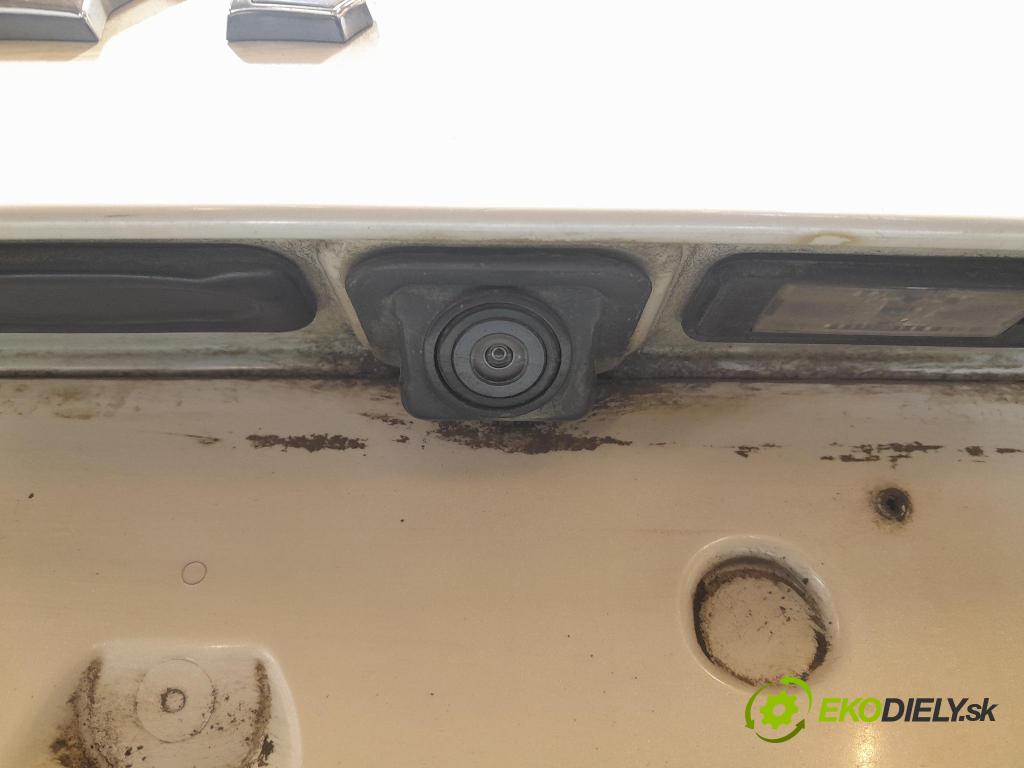 Peugeot 508 2016 zadna dveře kufra: kufra: