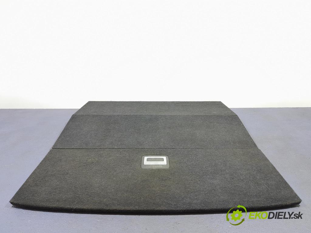Vw Passat 2007 koberec do auta 3C9863463J