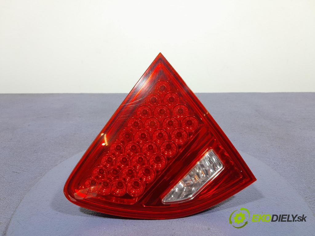 Hyundai Ix55 2011 svetlo / reflektor zad Prava: Vnútri: