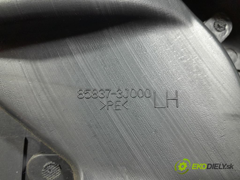 Hyundai Ix55 2011 kryt Plast: Interiéry: 85835-3J000