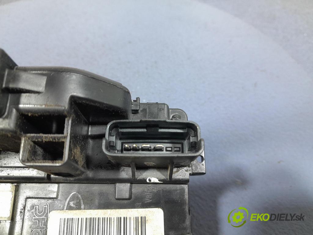 Hyundai Ix55 2011 zámok dvere Predné v pravo: 81320-3J040