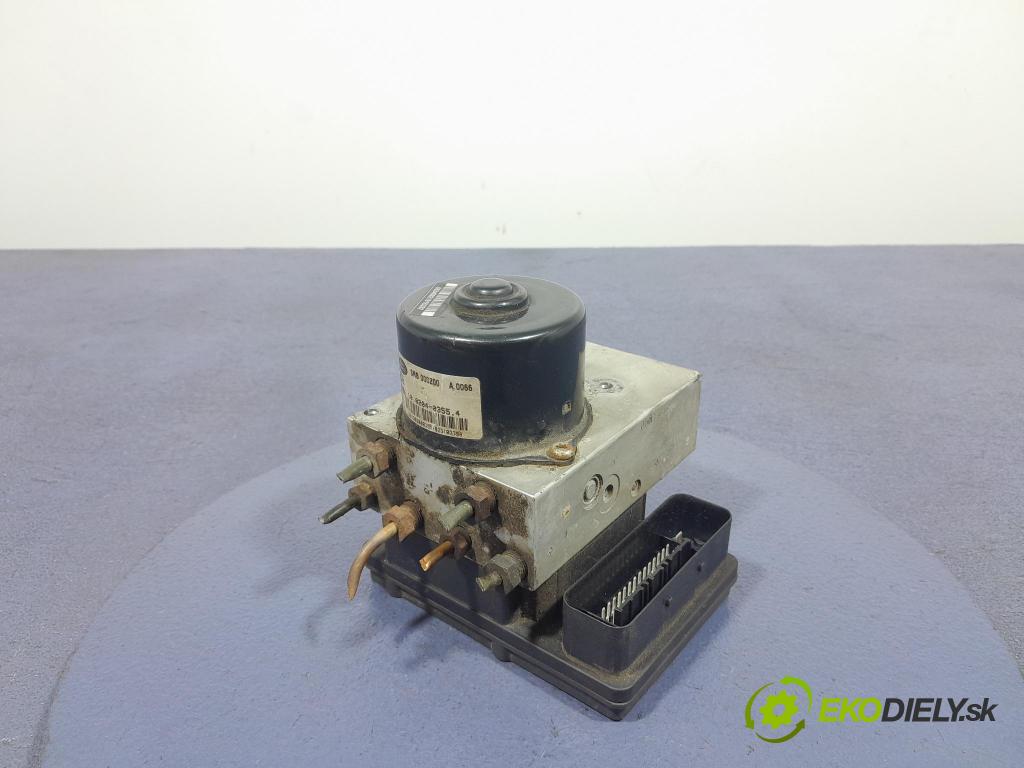 Land rover Freelander 2003 čerpadlo ABS x SRB000200