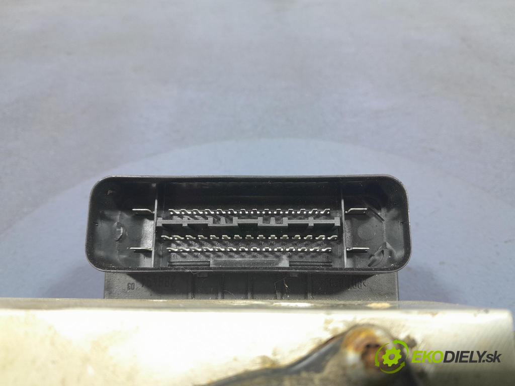 Land rover Freelander 2003 čerpadlo ABS x SRB000200