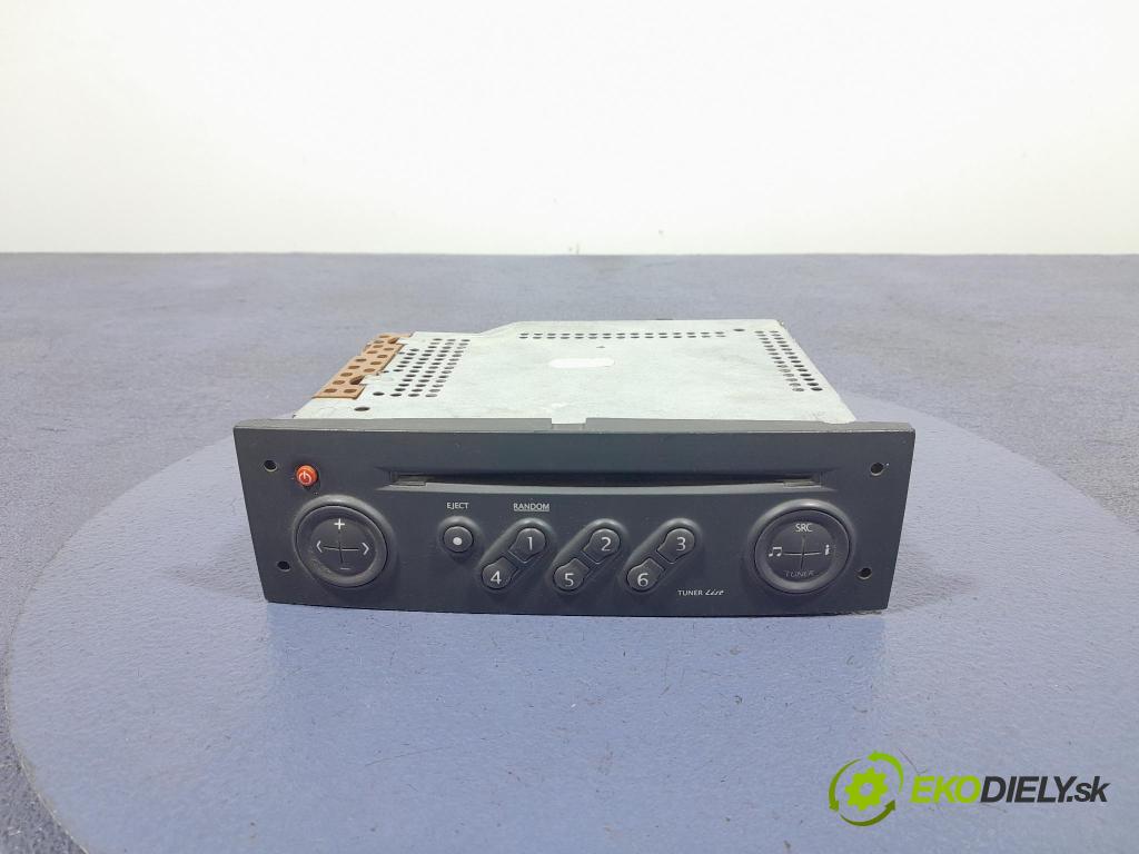 Renault Scenic 2003 Radio I Navigácia: 8200300860