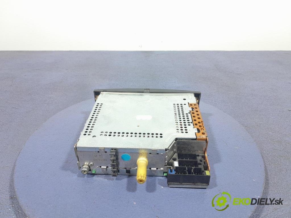 Renault Scenic 2003 Radio I Navigácia: 8200300860