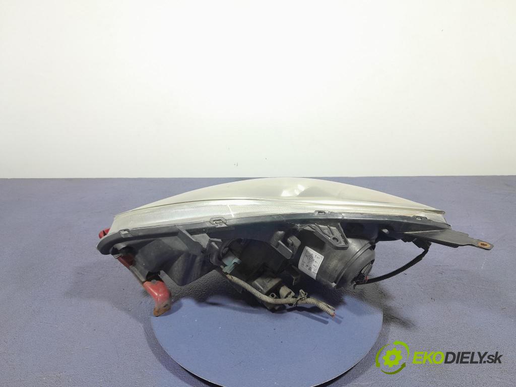 Honda Civic 2004 Reflektor: v pravo: 20-A339
