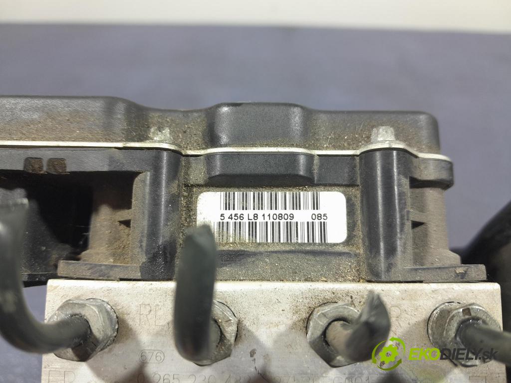 Subaru Impreza 2010 čerpadlo ABS x 27536FG001