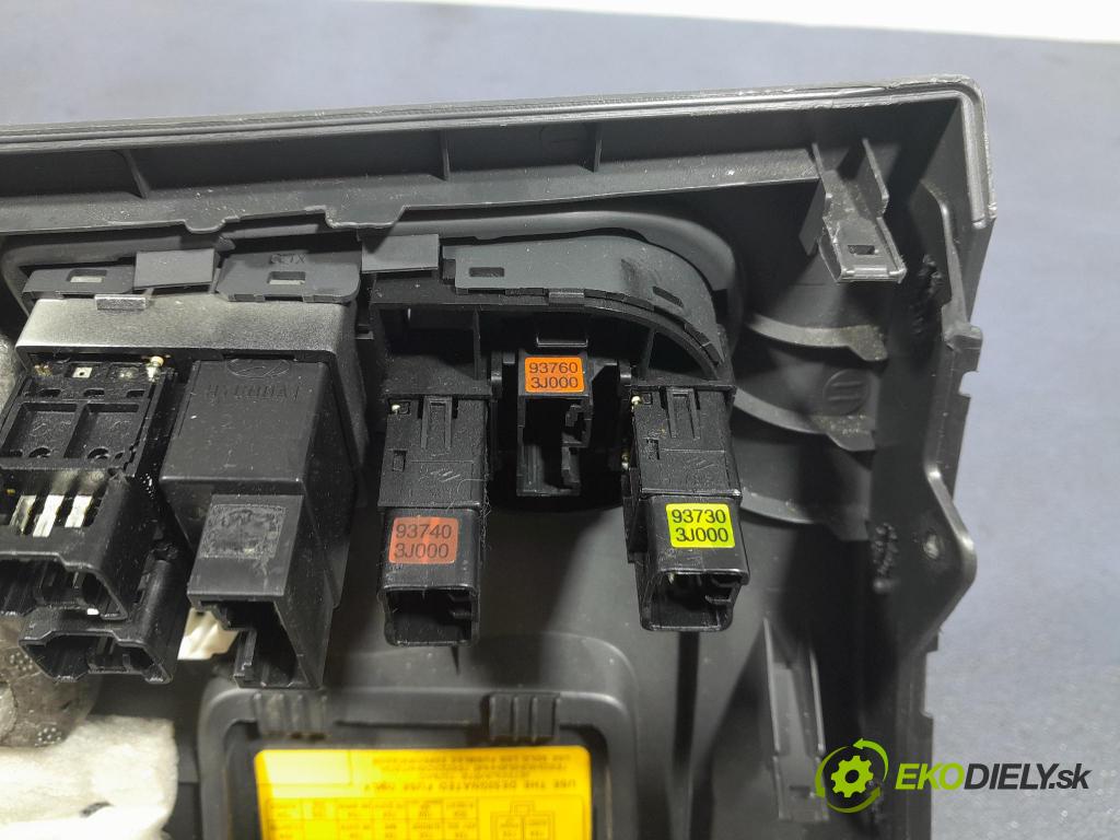 Hyundai Ix55 2011 kryt Plast: Interiéry: 84751-3J001
