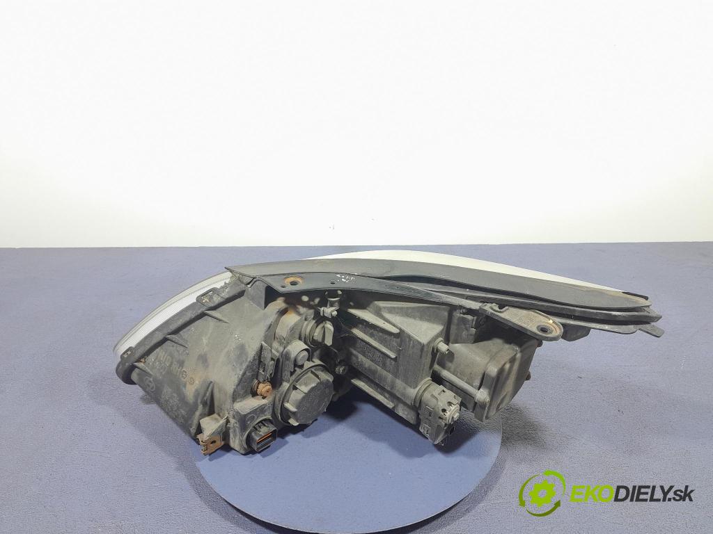 Hyundai Ix55 2011 Reflektor: v pravo: 92102-3J100
