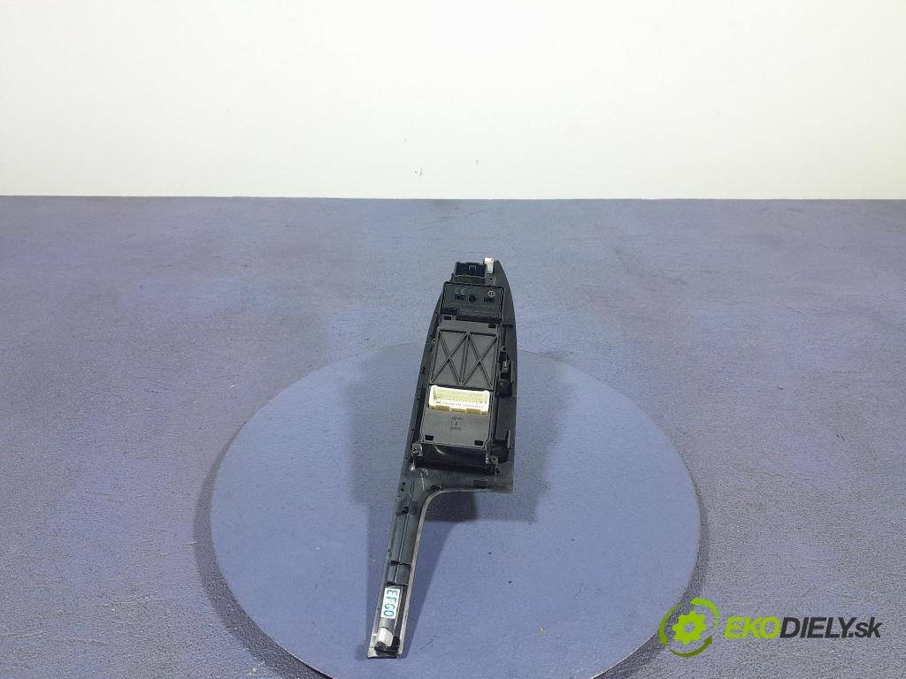 Honda Accord 2006 prepínač Okná: C8H-HH4GM-F91