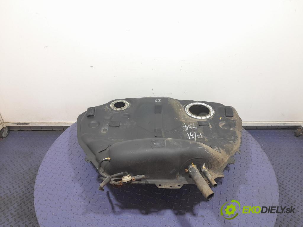 Subaru Impreza 2010 Nádrž: paliva