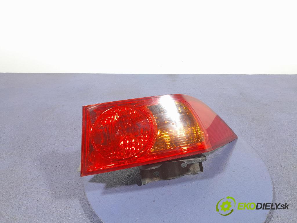 Honda Accord 2006 svetlo / reflektor zad Prava: Vonkajsia: