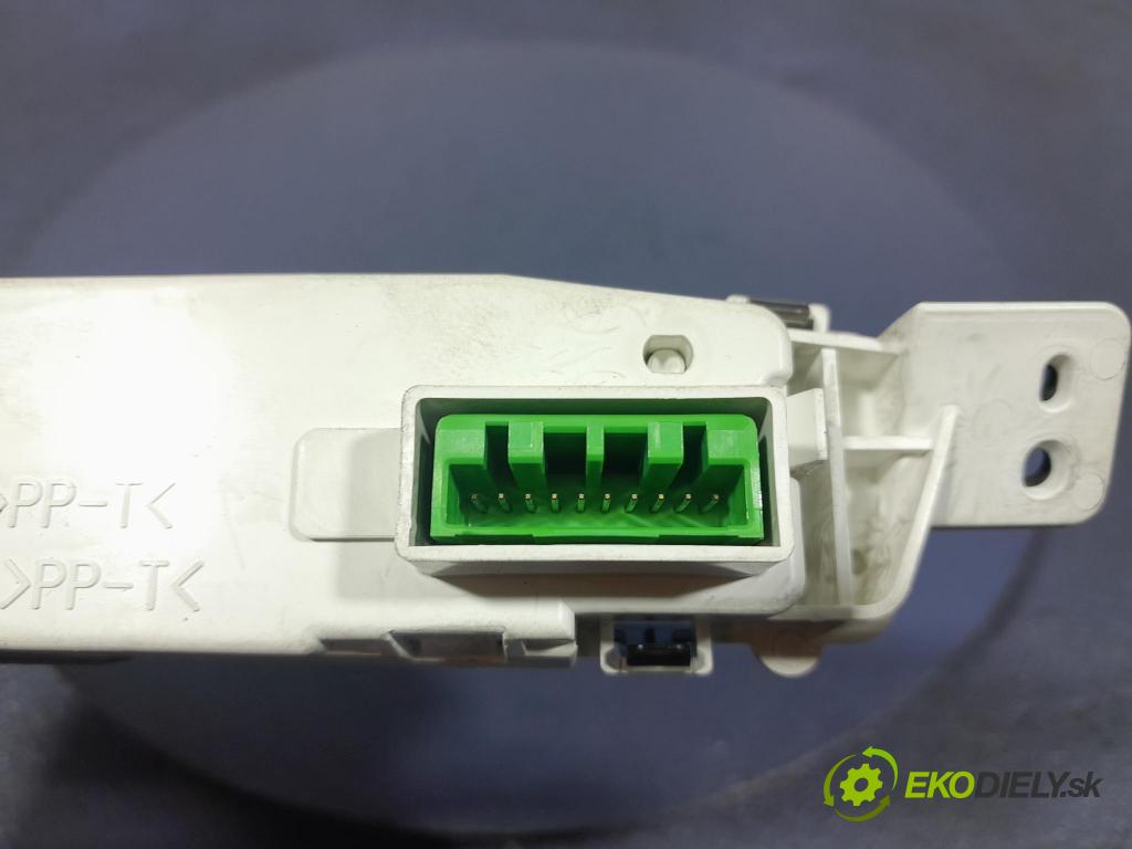 Honda Accord 2006 displej Radio / GPS 39710-E010