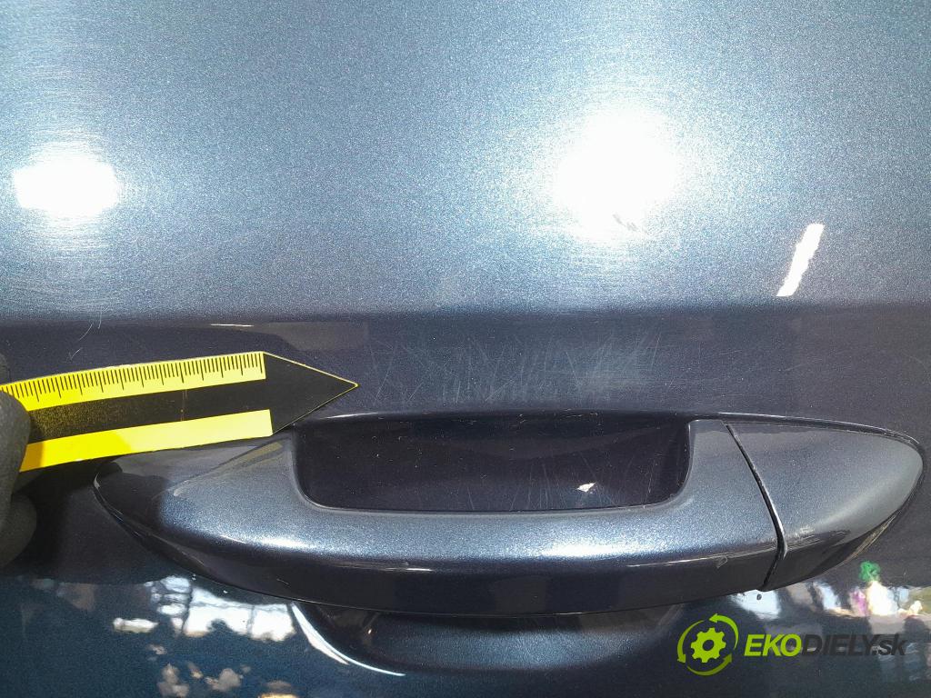 Vw Passat 2007 dveře před Vlevo, odjet: