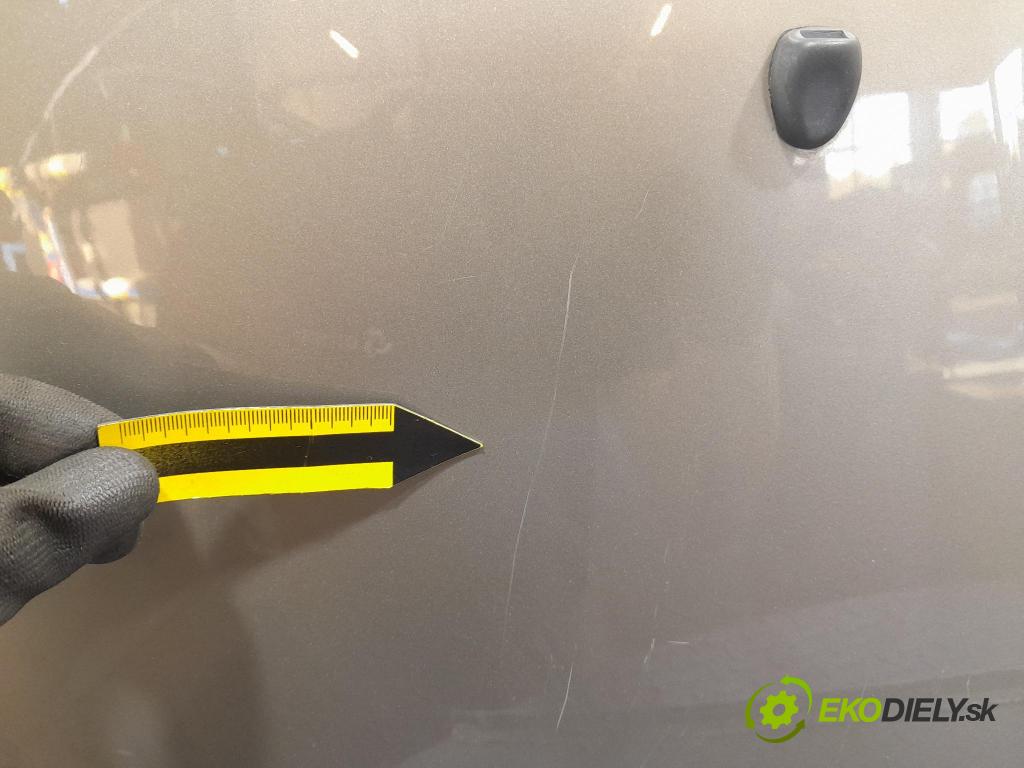 Peugeot 3008 2009 kapota přední: