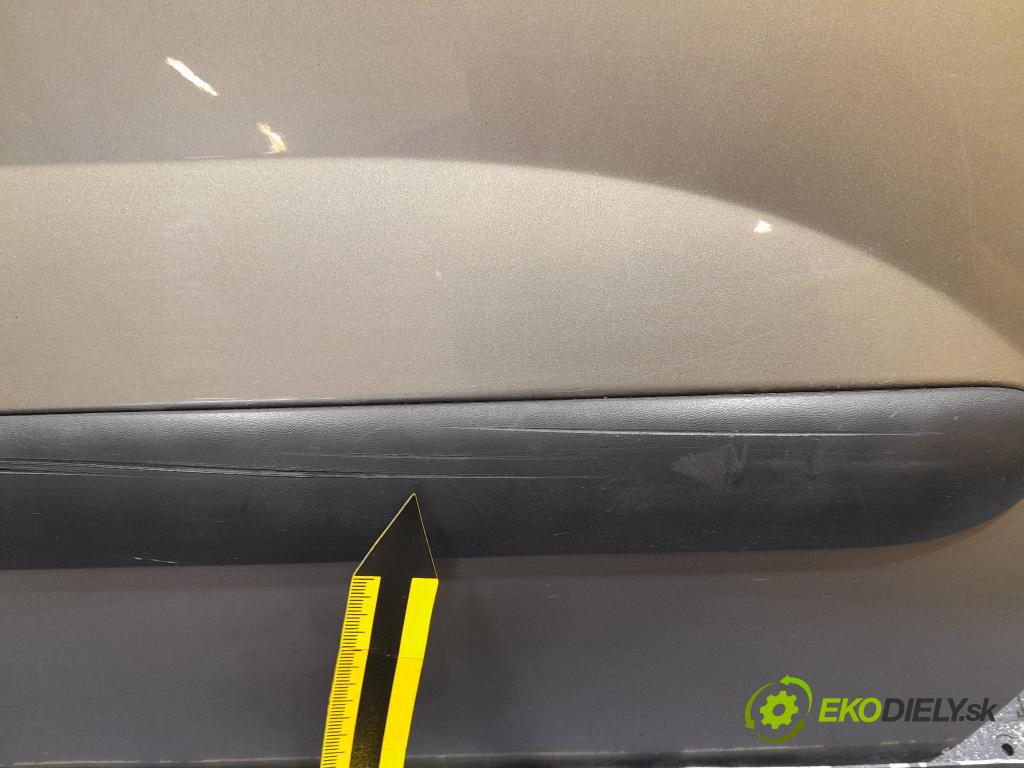 Peugeot 3008 2009 dveře Zad: Vlevo, odjet: